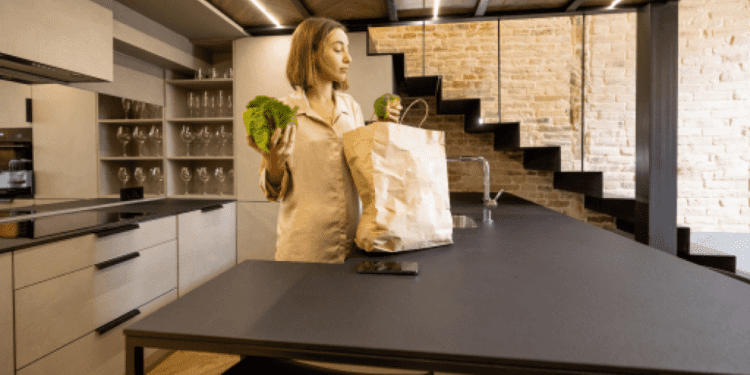 A Fresh Look at Warehouse Work in the USA