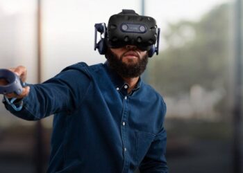 5 VR Headsets Worth Buying