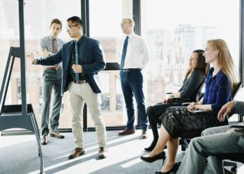 Take Your Marketing Up a Notch: 9 ChatGPT Prompts That Work for Business People