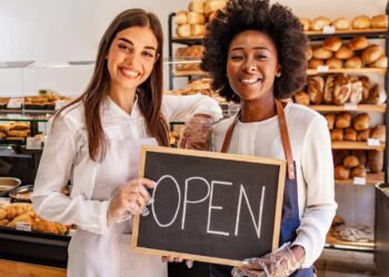 5 Character Traits That Will Make You A Natural Leader