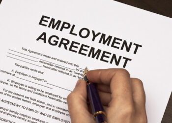 4 Stipulations To Look Out For In An Employment Contract