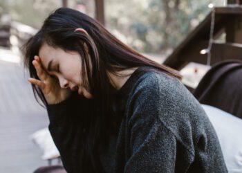 The Meaning Behind ‘SMH’ In Social Media