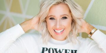 Learn about the Founder of Fangirl Sports Network: Empowering Women in Sports and Handling Online Criticism