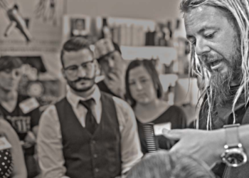 The Importance of Personal Connections: Why All Entrepreneurs Need to Prioritize the People Business with Kelly Cardenas