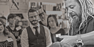 The Importance of Personal Connections: Why All Entrepreneurs Need to Prioritize the People Business with Kelly Cardenas