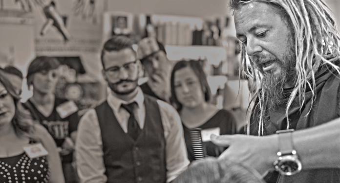 The Importance of Personal Connections: Why All Entrepreneurs Need to Prioritize the People Business with Kelly Cardenas