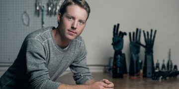 Meet the 19-Year-Old CEO Revolutionizing Human Capabilities