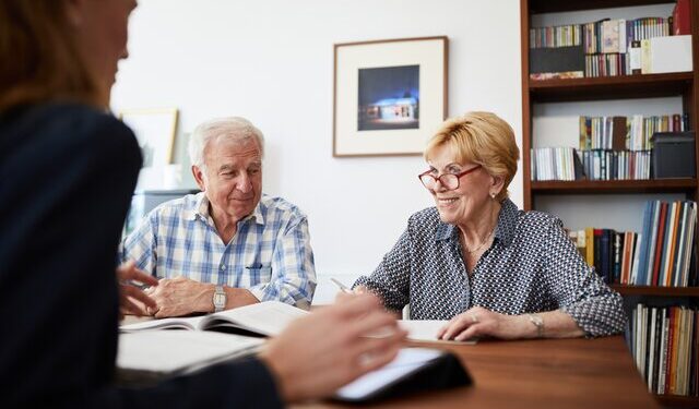 U.S. sees increase in early retirement rates due to pandemic.
