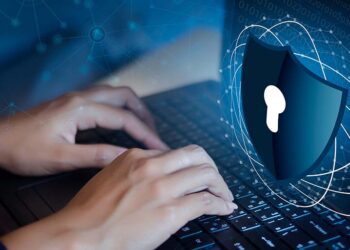 7 Tips to Safeguard Yourself from Online Scams