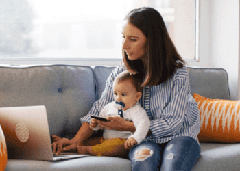 Supporting Moms in the Workplace: Strategies for Companies to Help with Transitioning back to Work