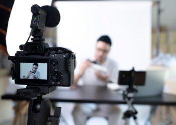 Become an Influencer by Sharing Your Story!