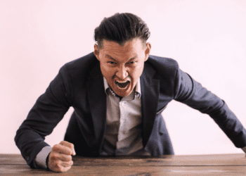 5 Signs of a Bad Leader