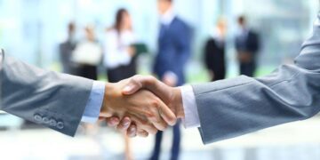 6 Tips for Building Stronger Connections Beyond First Impressions