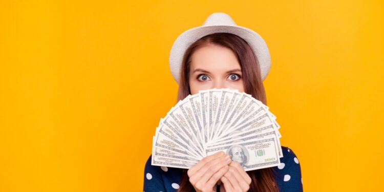 Earn Money Blogging: Easy Tips to Monetize Your Blog