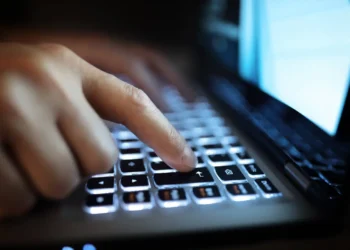 Click Here to Discover the Foolproof 3-Sentence Email That Will Definitely Get a Reply