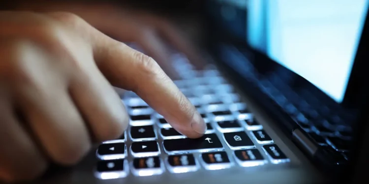 Click Here to Discover the Foolproof 3-Sentence Email That Will Definitely Get a Reply