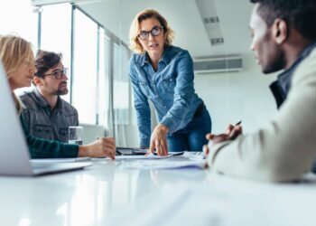 Psychologist Adam Bandelli Reveals the Key Intelligence All Successful Leaders Share