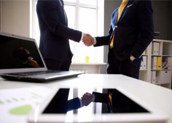 Unlocking Sales Success: The Impact of the Human Touch