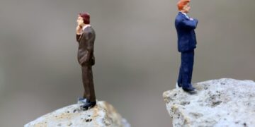 Essential Guide: How to Successfully Break Up with Your Business Partner