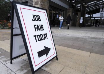 New US Jobs Report Highlights Growing Economic Strain: What You Need to Know