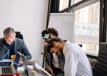 Stop Sounding Like Everyone Else: Avoid These Marketing Copywriting Clichés to Make Your Brand Shine