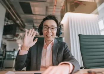 4 Essential Tips You Must Know Before Choosing a Virtual Financial Adviser