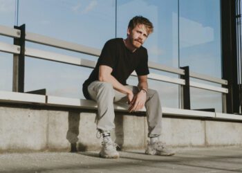 5 Essential Lessons from TikTok Sensation London Lazerson on Becoming a Digital Entrepreneur