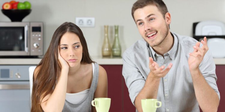 Are You Guilt of These 8 Annoying Conversation Habits?