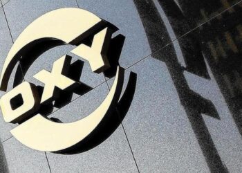 Berkshire Hathaway Expands Its Stake in Occidental