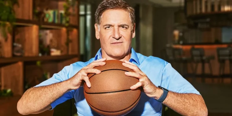 Mark Cuban: How a Garbage Bag Salesman Became an NBA Team Owner!