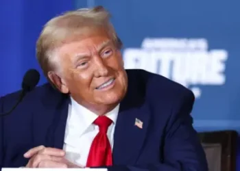 Trump Dismisses “Garbage” NYC Comment