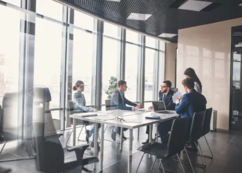 Looking to Hire an AI Consultant? Discover How to Find the Perfect Fit