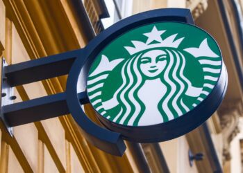Starbucks to Reignite Customer Loyalty