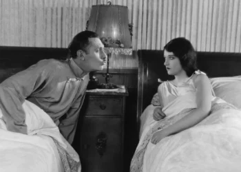 Sleeping in Separate Beds Could Strengthen Your Relationship