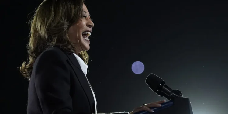 Kamala’s Closing Speech Livestreamed