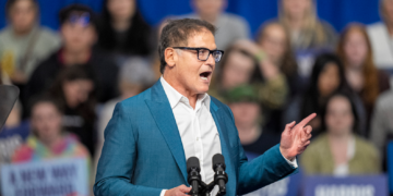 Mark Cuban Insults Trump’s Wife, Daughter, Etc.