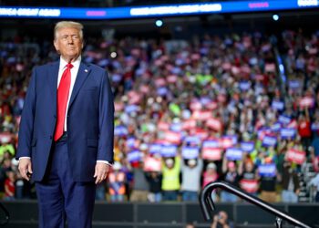 Trump Makes Closing Speech of Campaign in PA