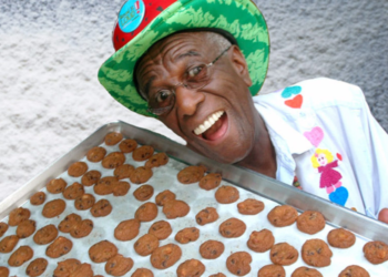 4 Essential Lessons from Founder of Amos Cookies