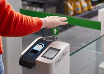 Amazon Unveils Groundbreaking AI Supercomputer